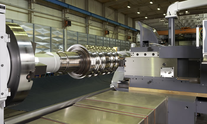 P 500 Power for machining section rolls and shafts for the energy industry